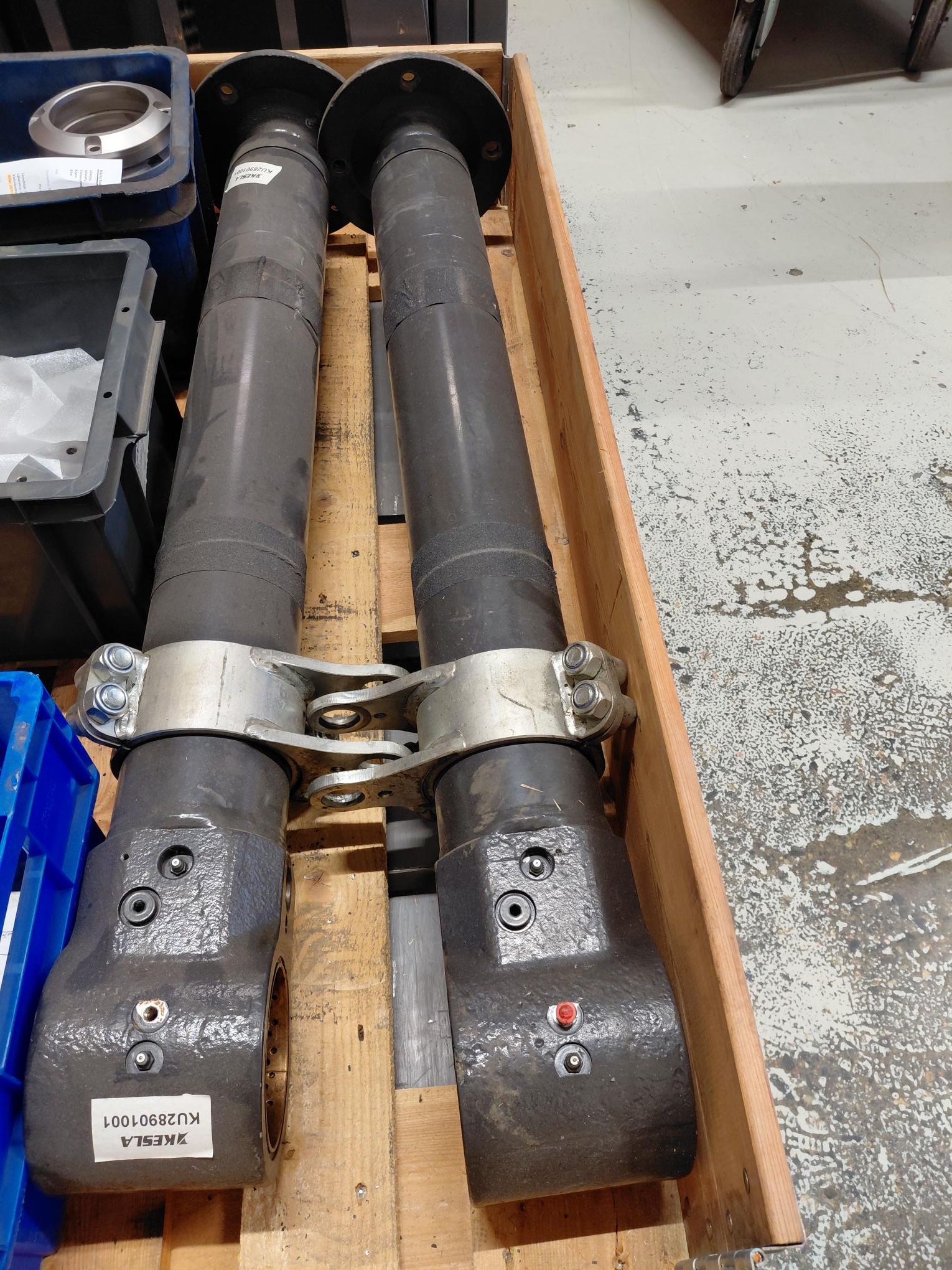 Image 1/2