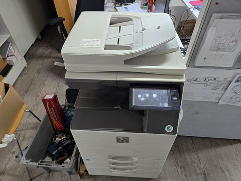 Image 2/10