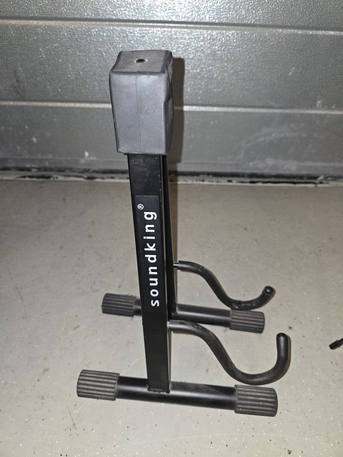 Image 3/38