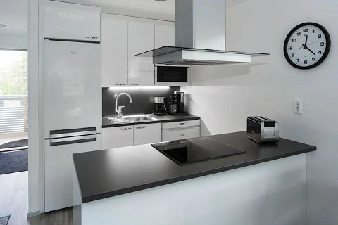 Image 3/7