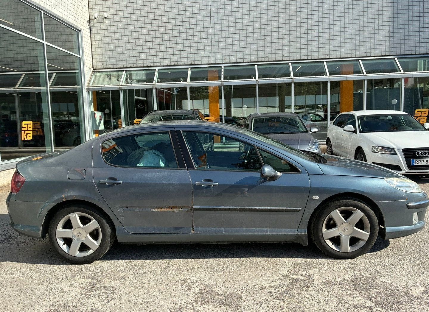 Image 4/27