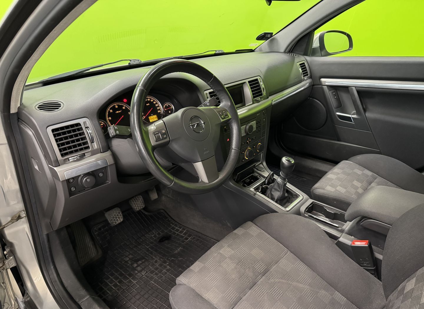 Image 3/27
