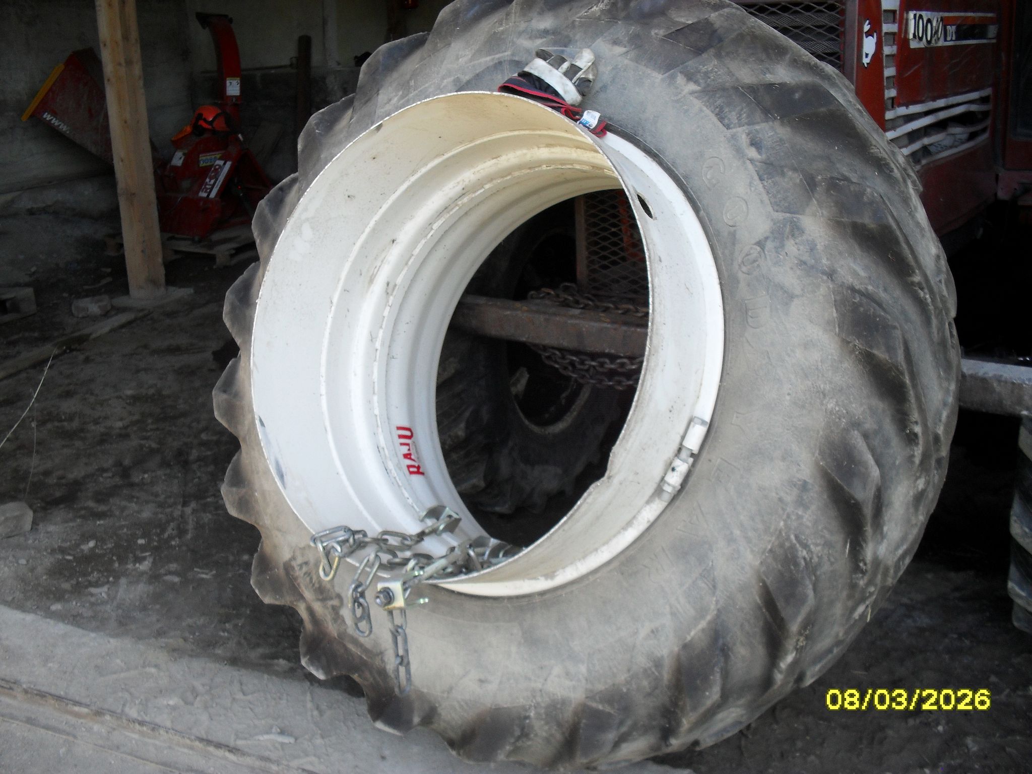 Image 6/6