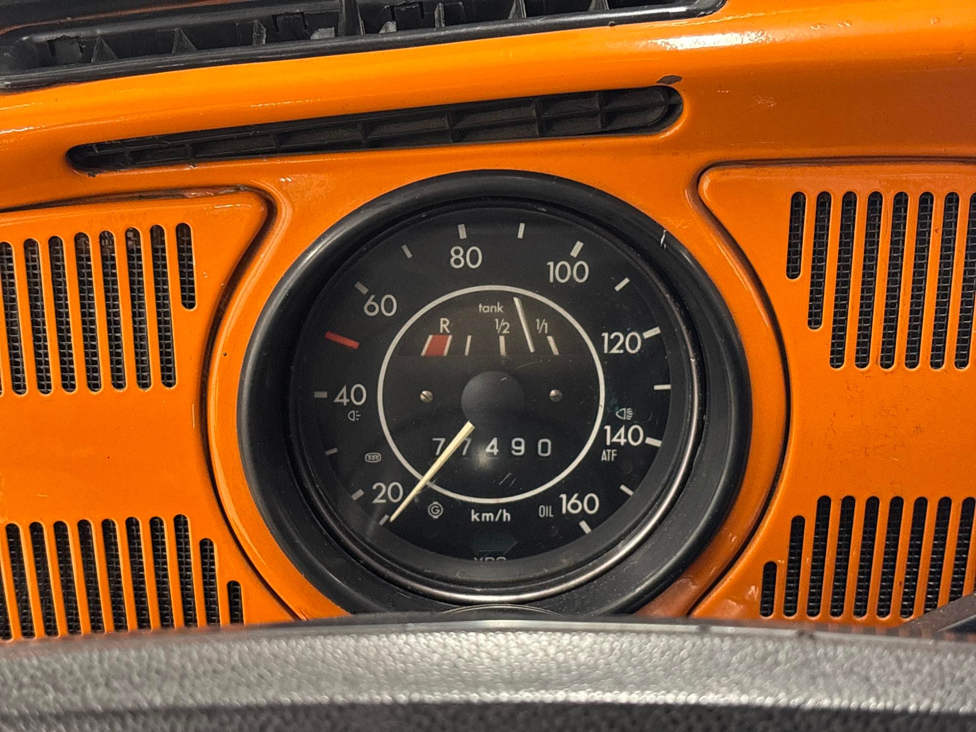 Image 14/52