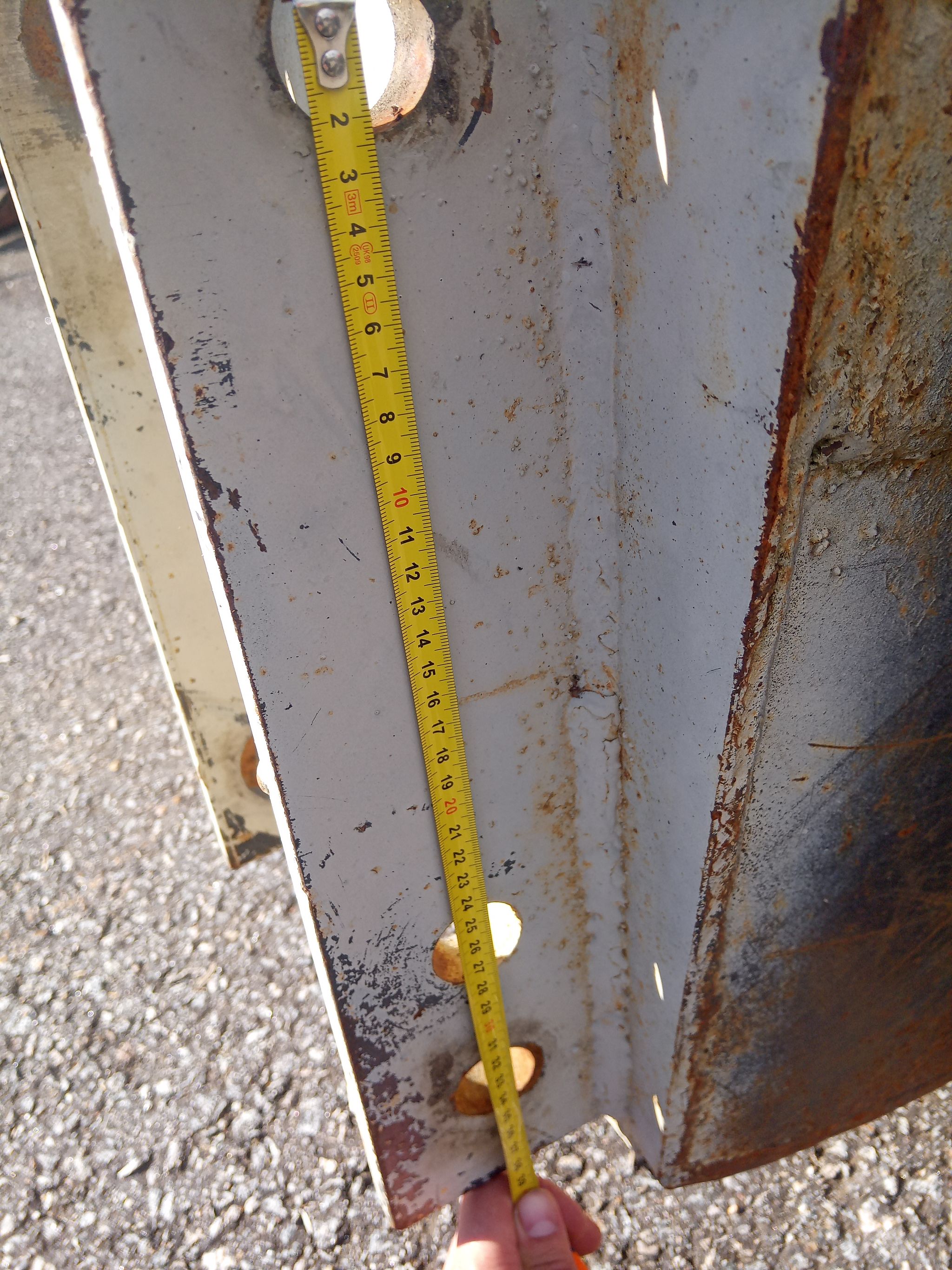 Image 7/10
