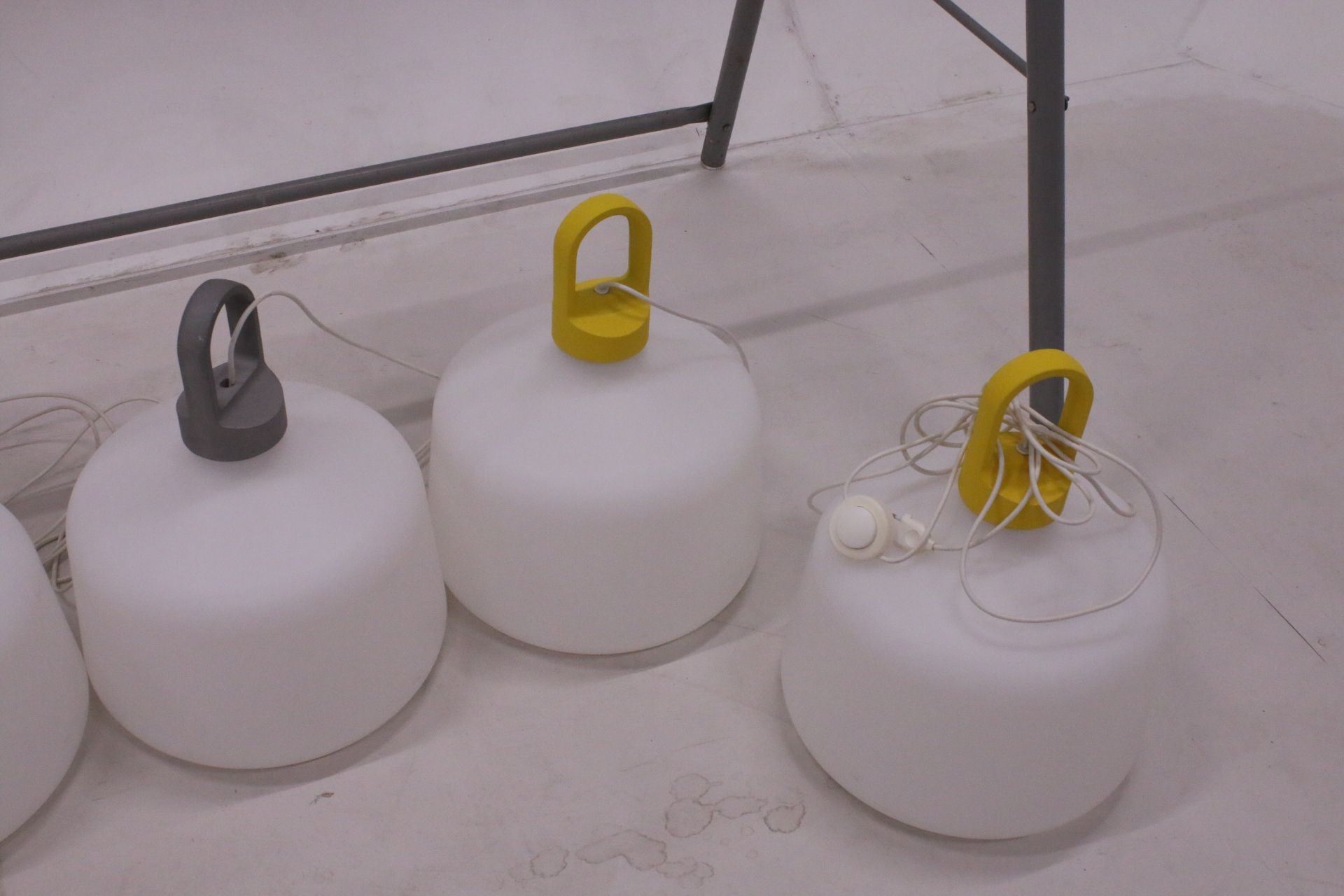 Image 7/10