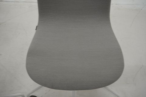 Image 6/6
