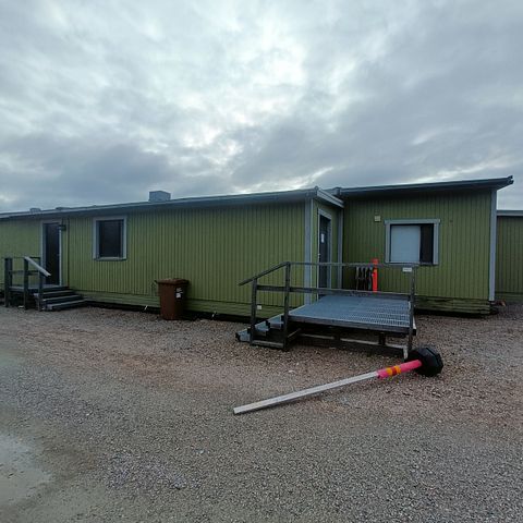 Image 3/87