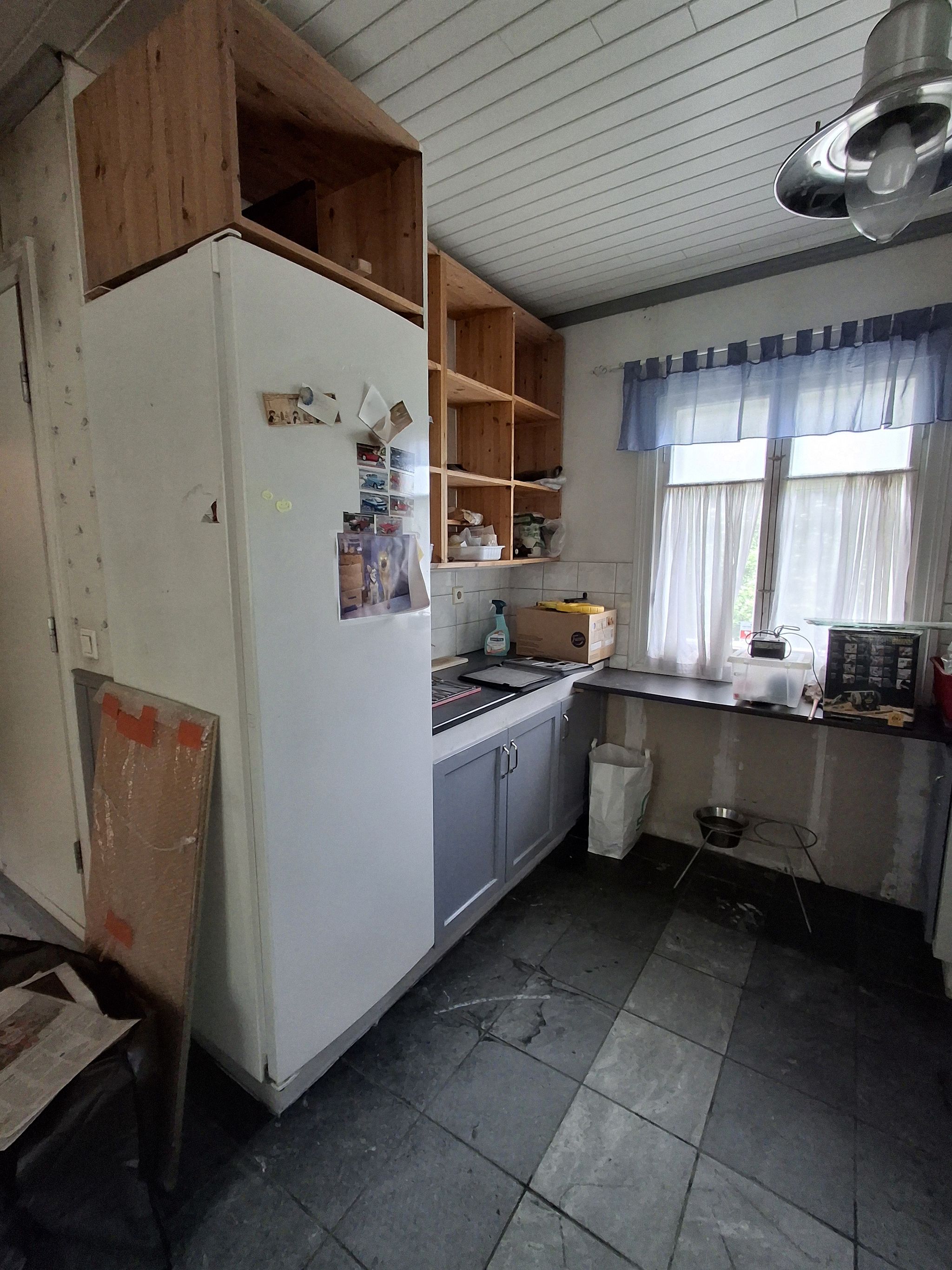 Image 19/60
