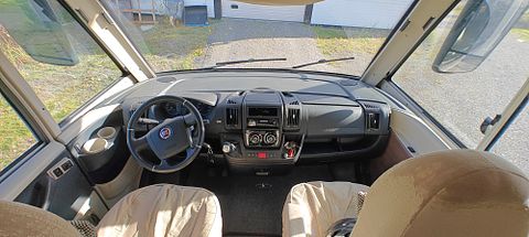 Image 7/20