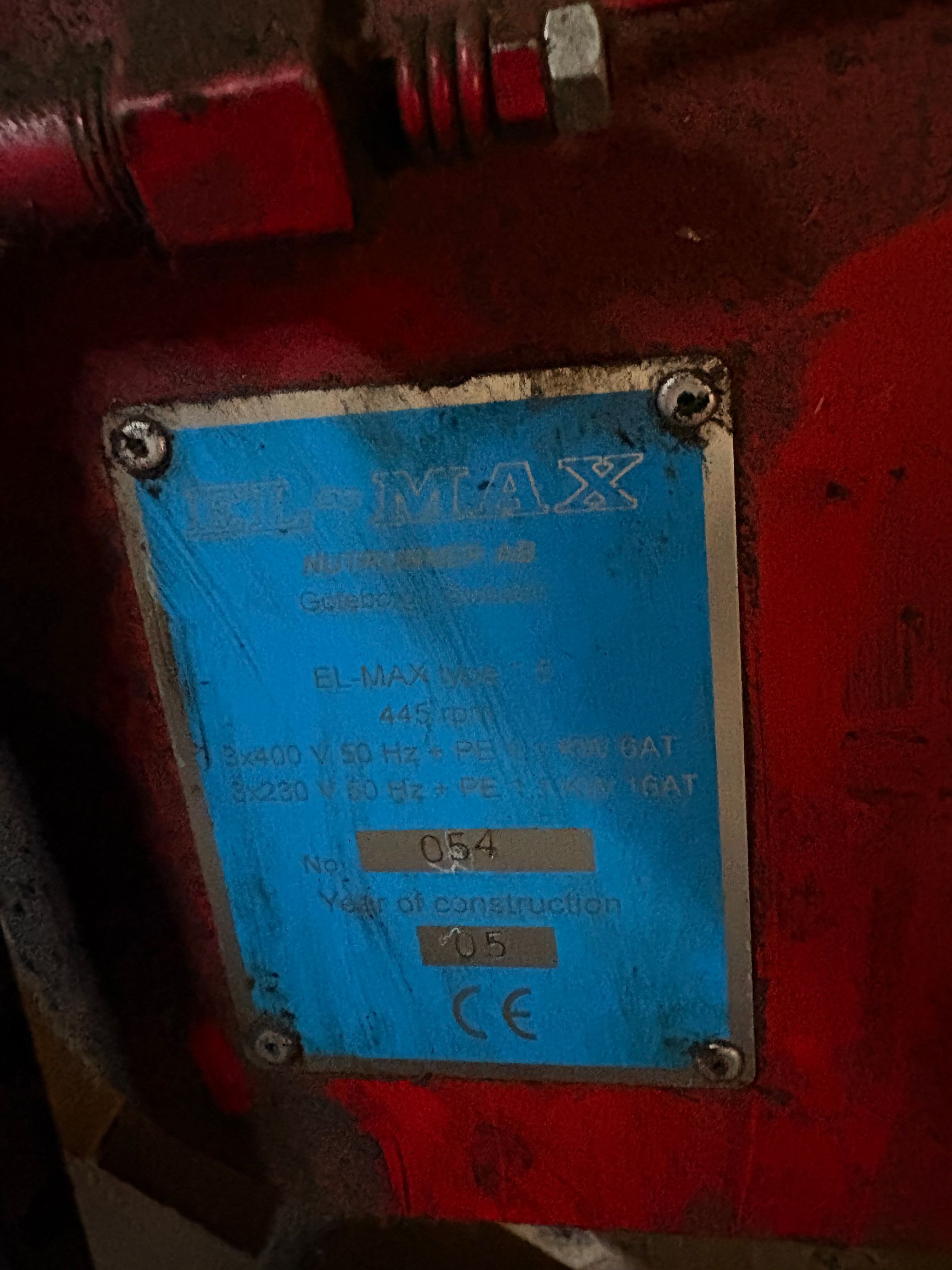 Image 8/10