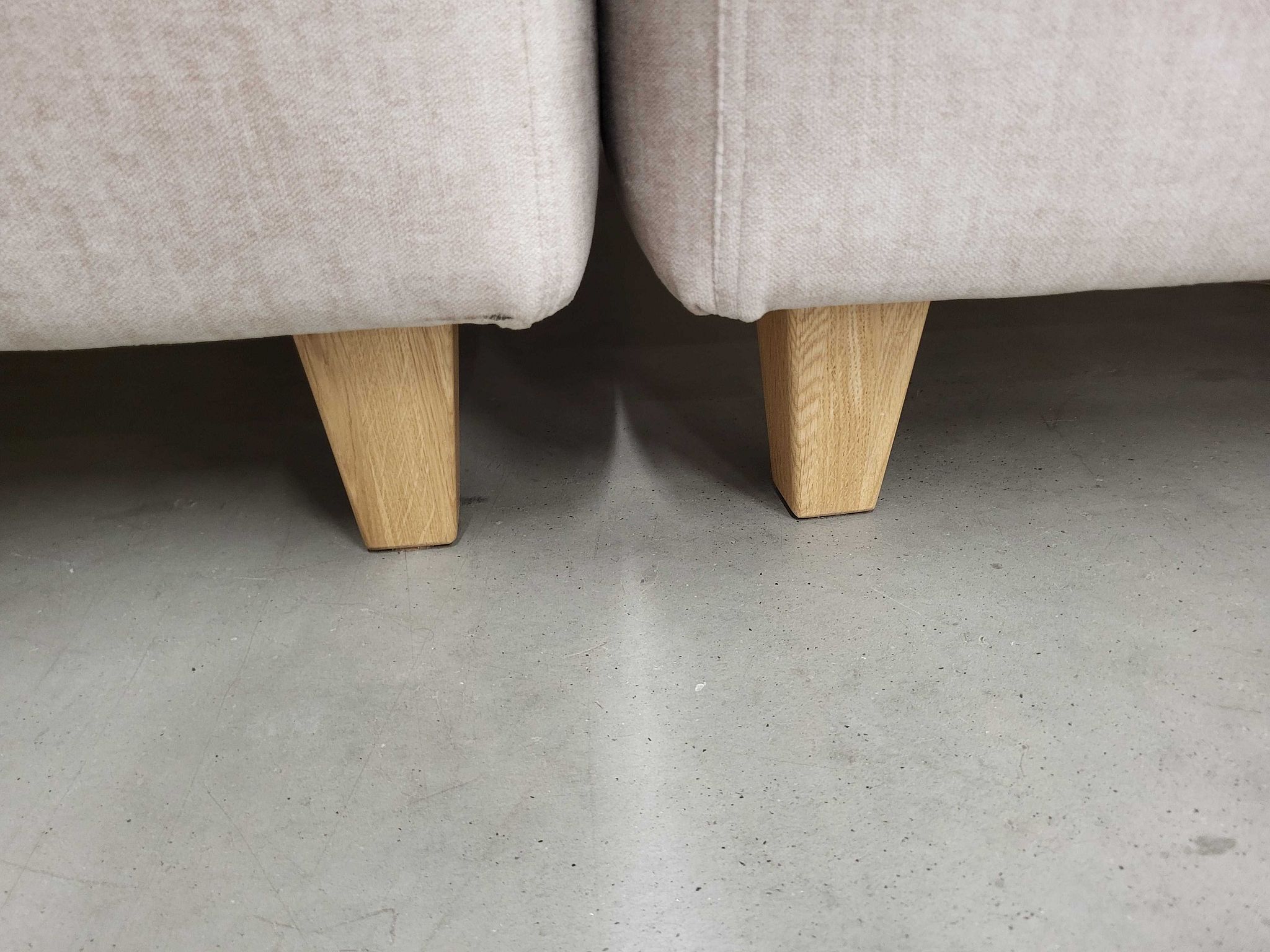 Image 5/10