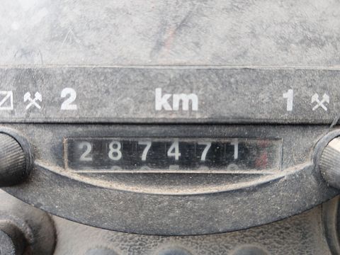 Image 8/8