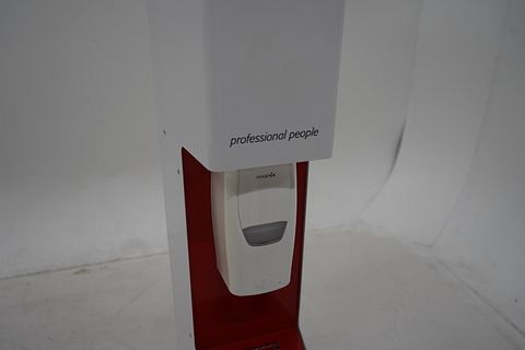 Image 5/8
