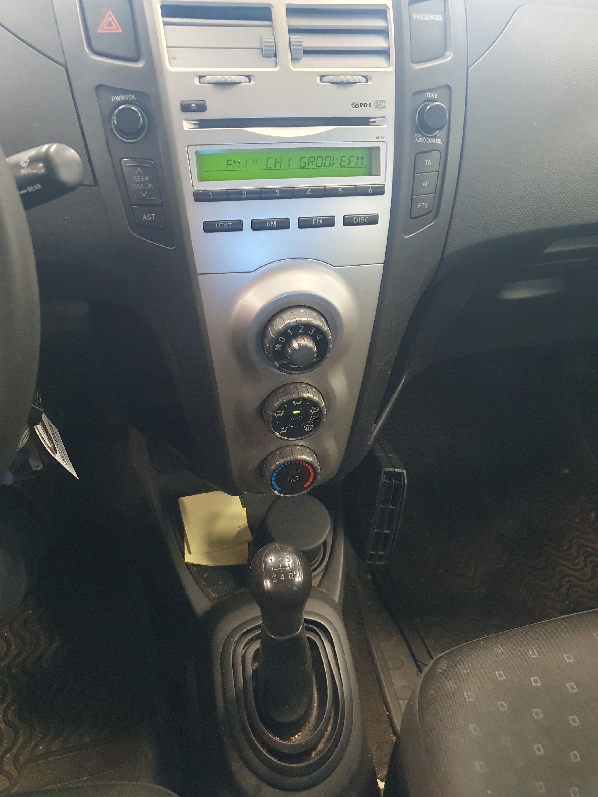 Image 12/36