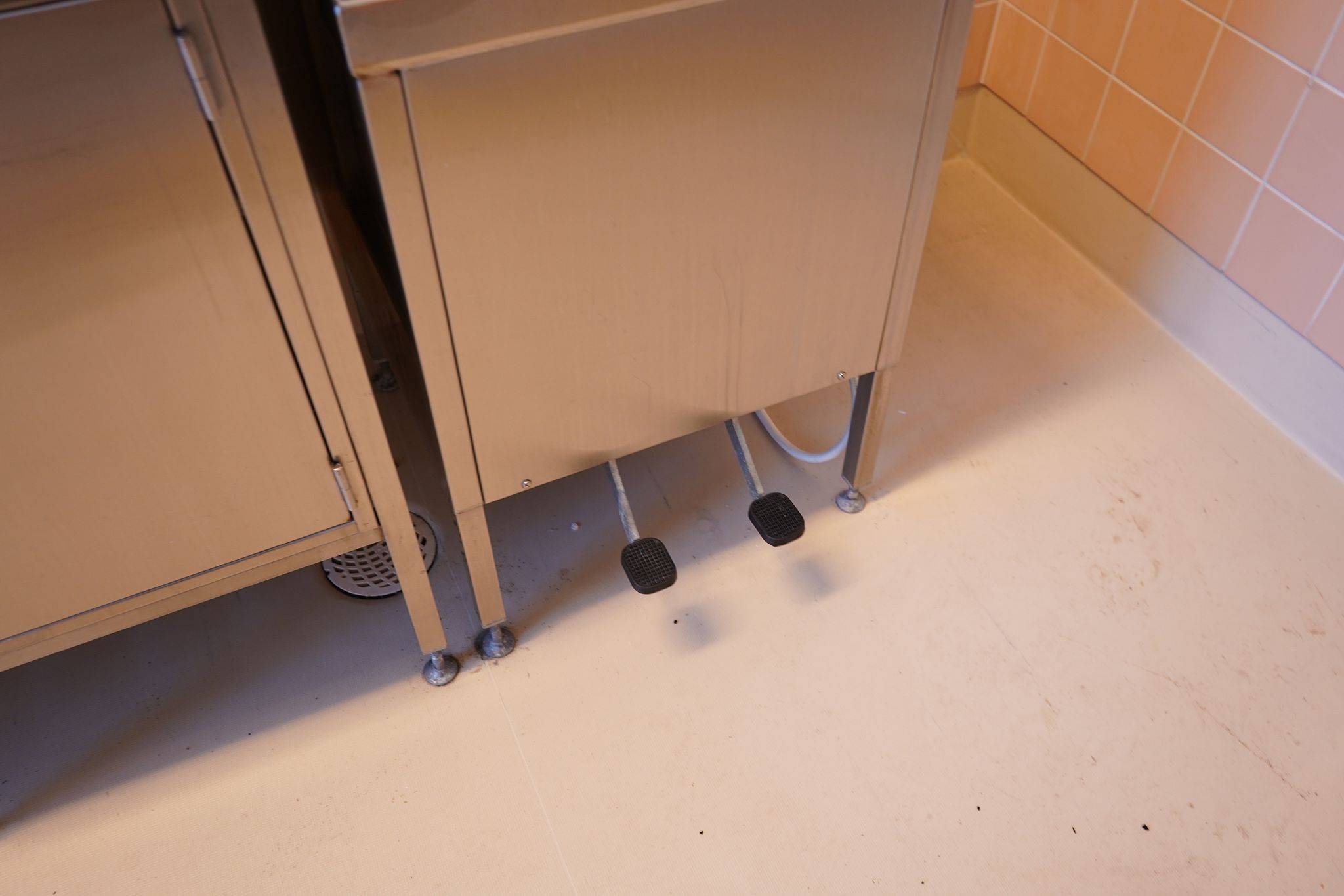 Image 8/11