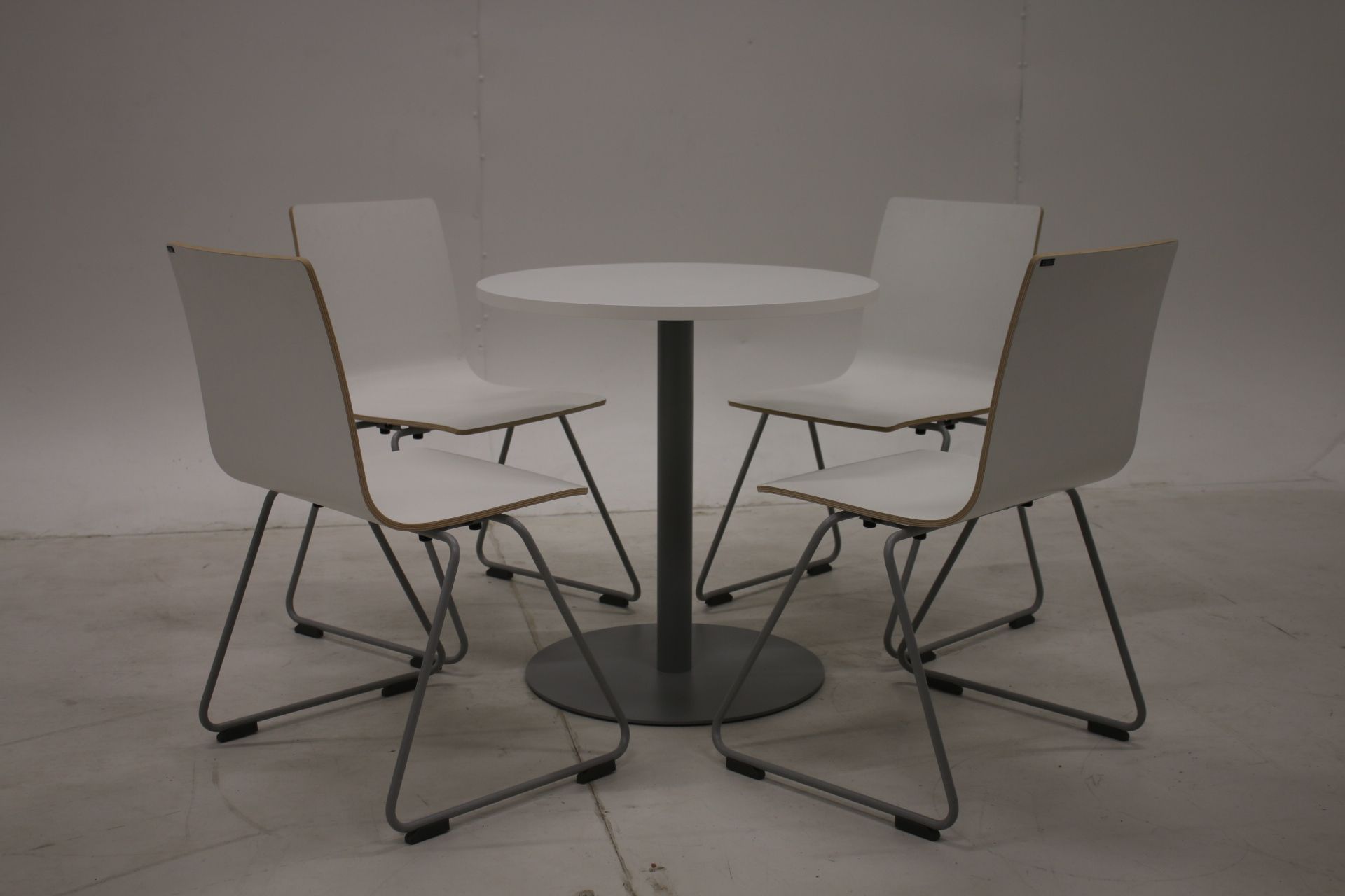 Image 1/11