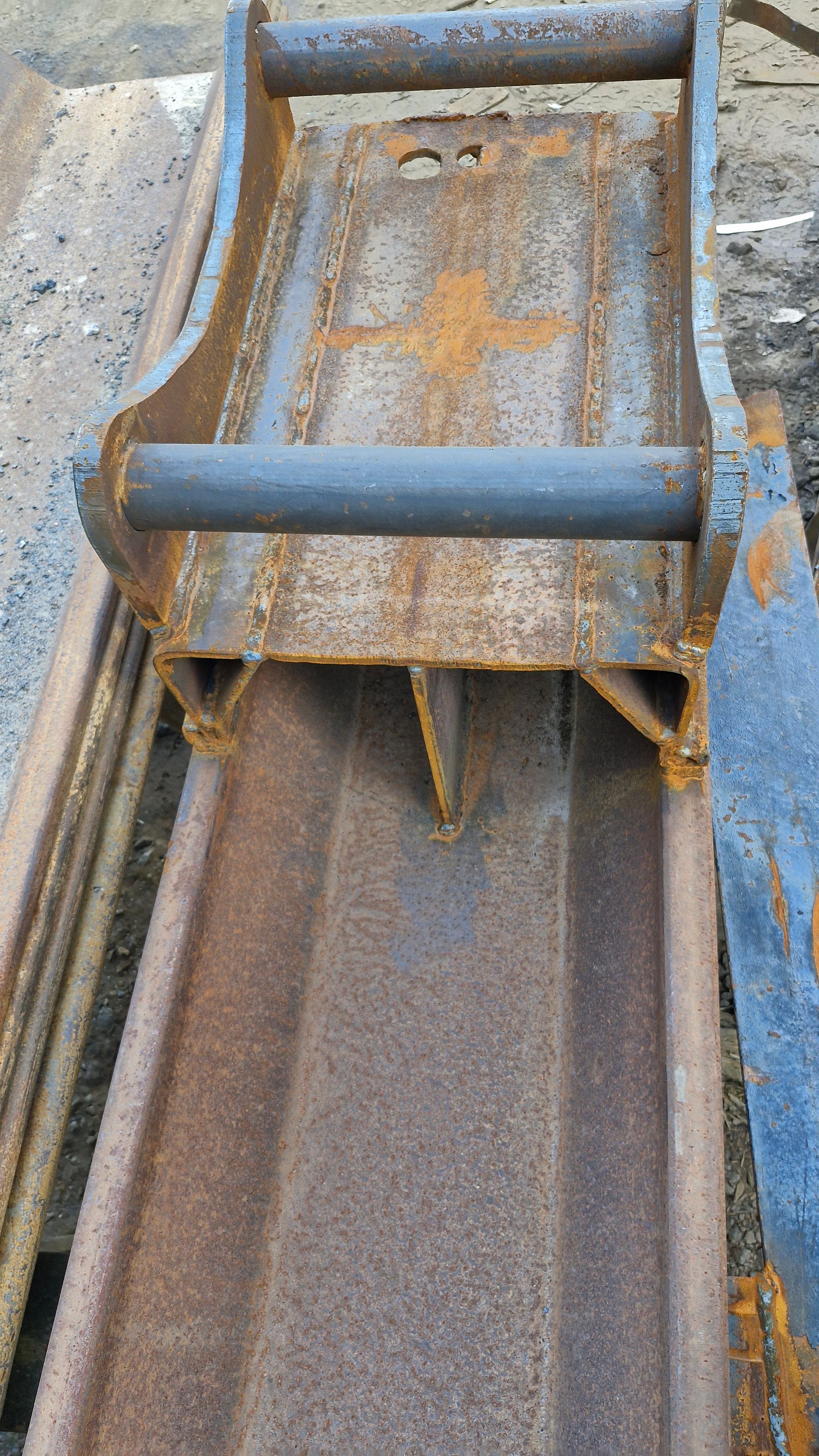 Image 8/20