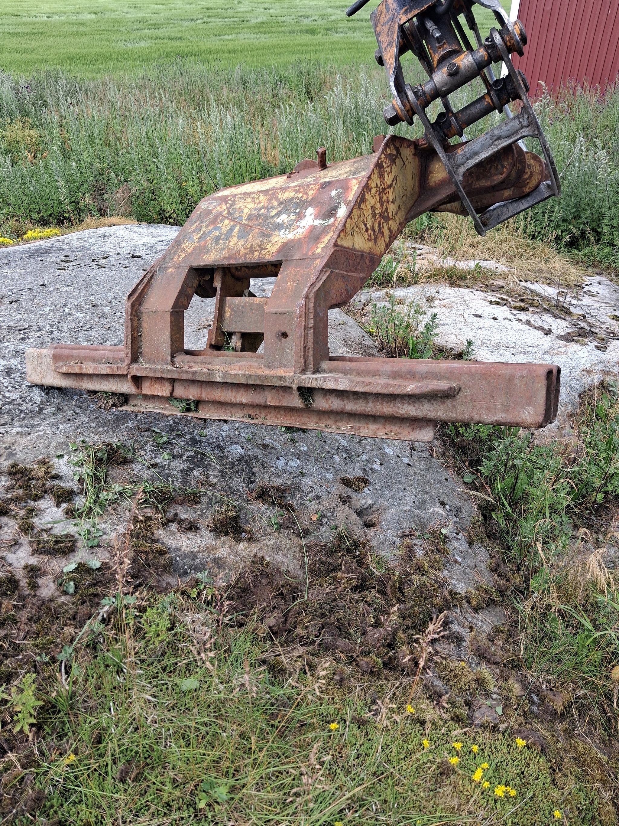 Image 4/7