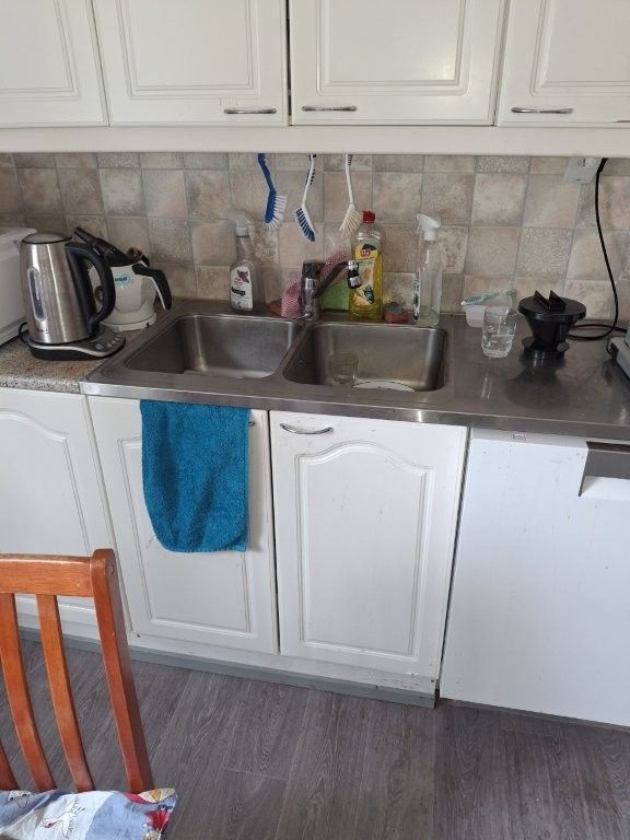 Image 8/85