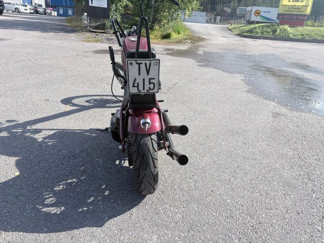 Image 3/8