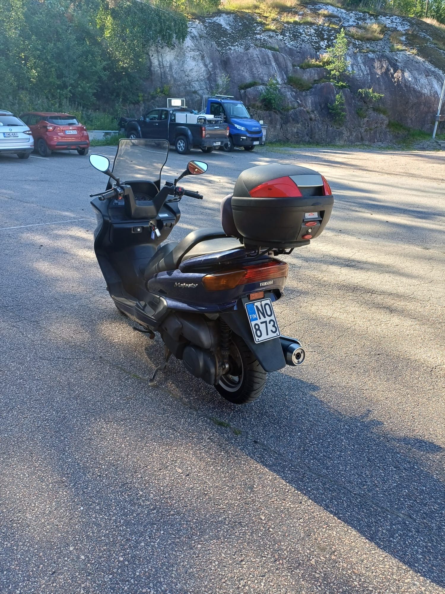 Image 3/7
