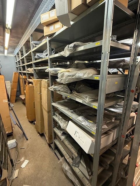 Image 2/25