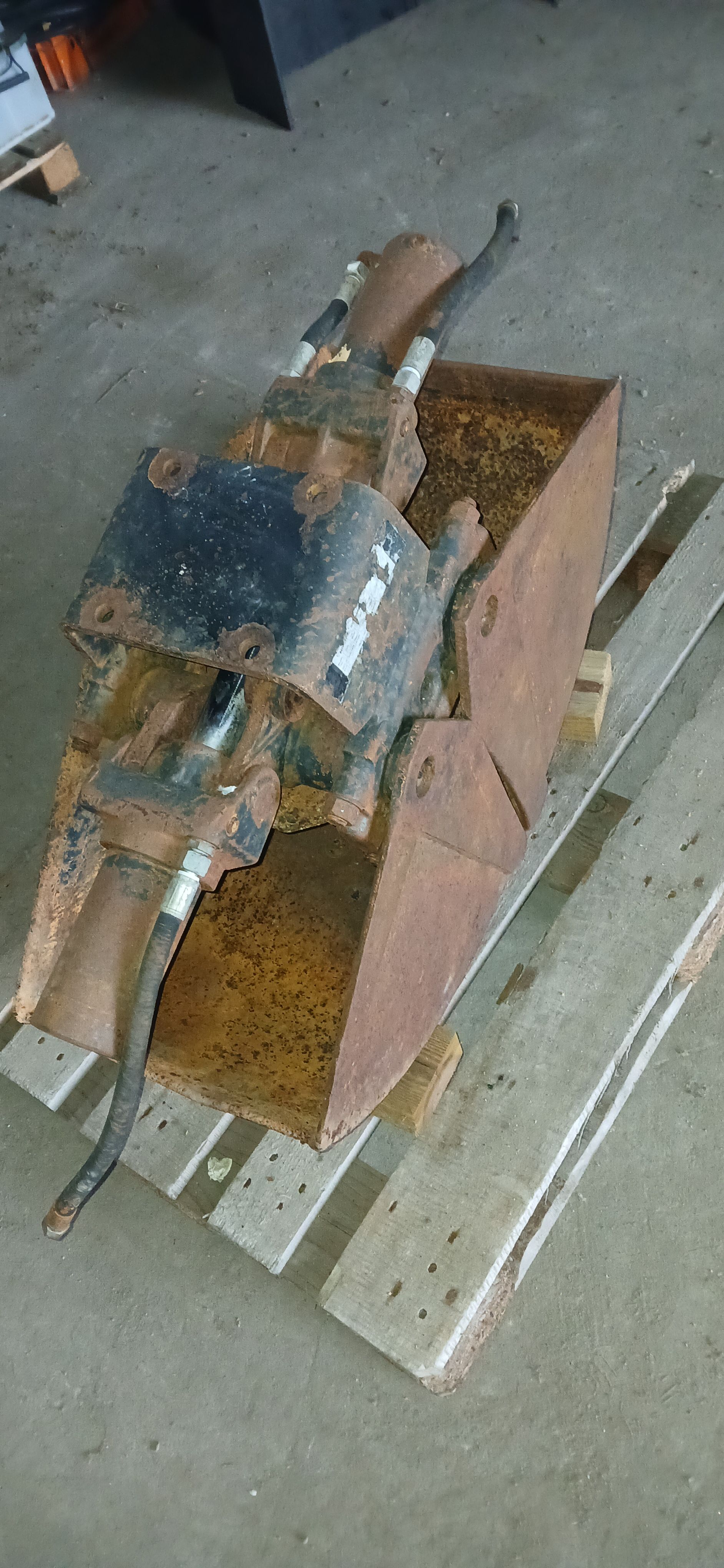 Image 4/11