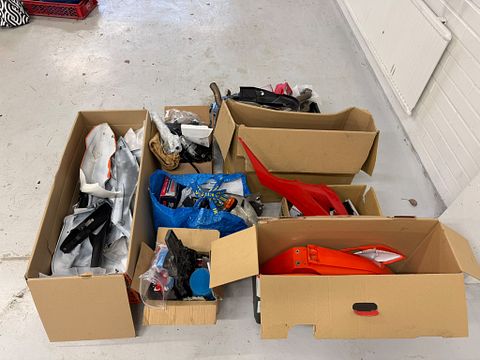 Image 3/17