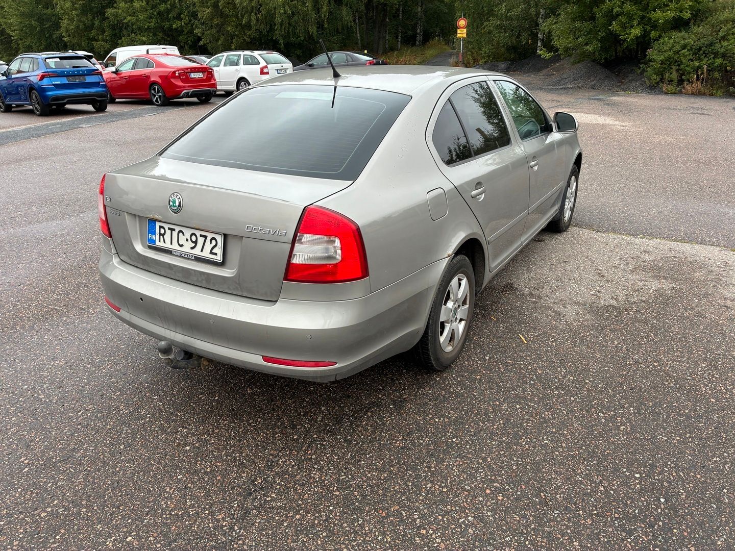 Image 3/40