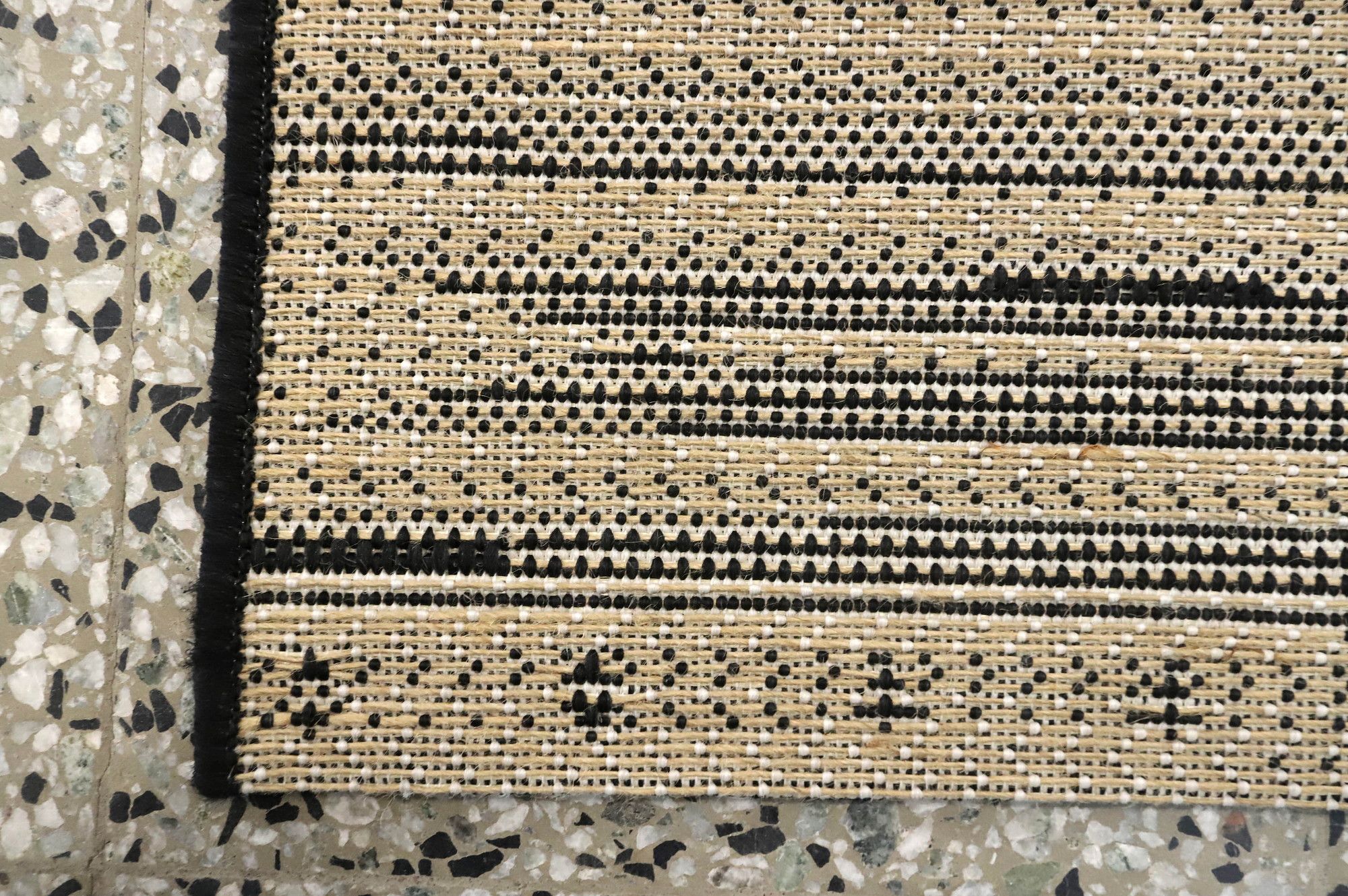 Image 3/5