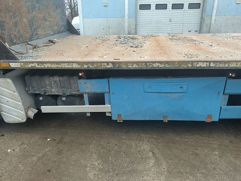 Image 7/19