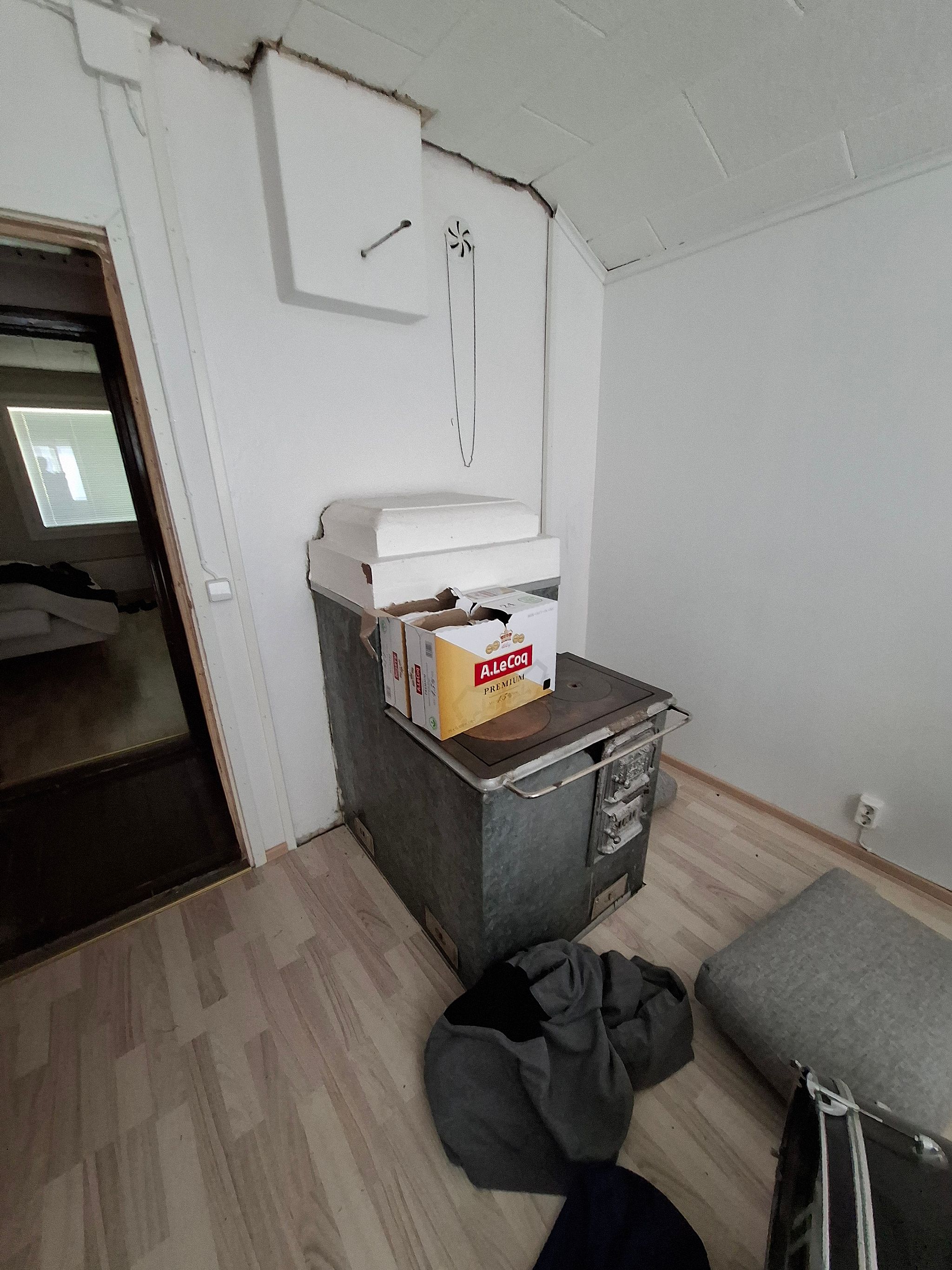 Image 7/14