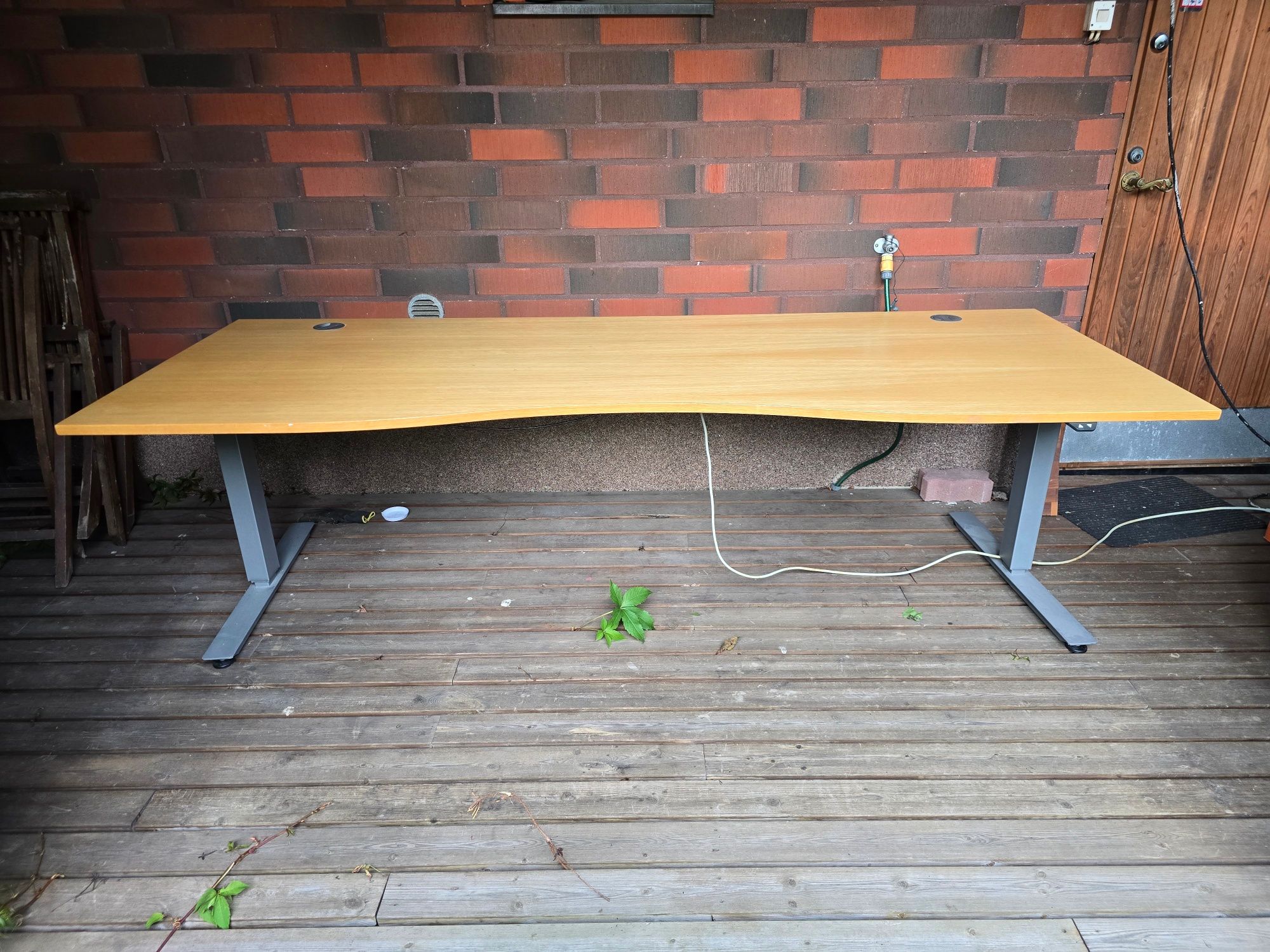 Image 1/10