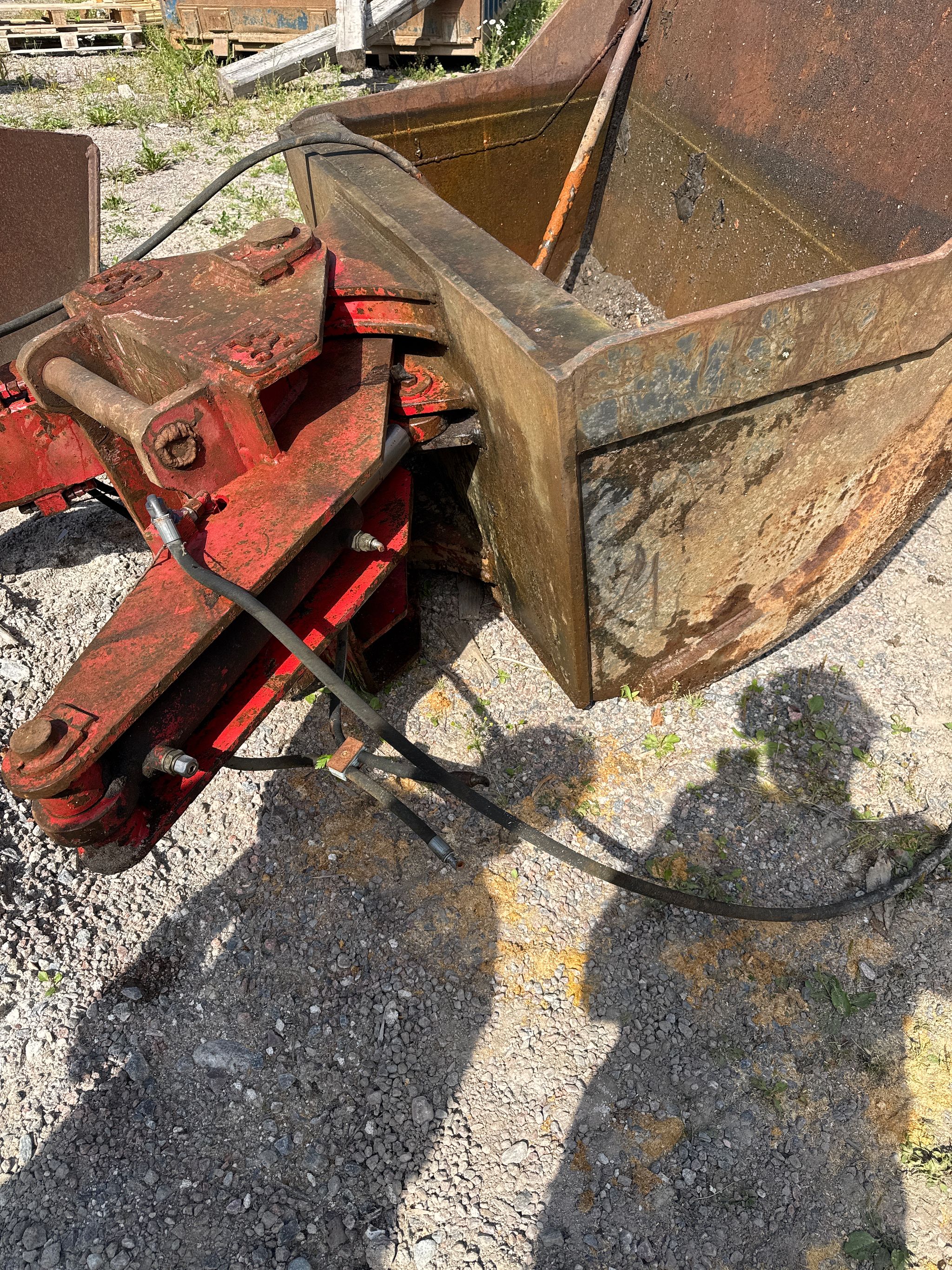 Image 7/8