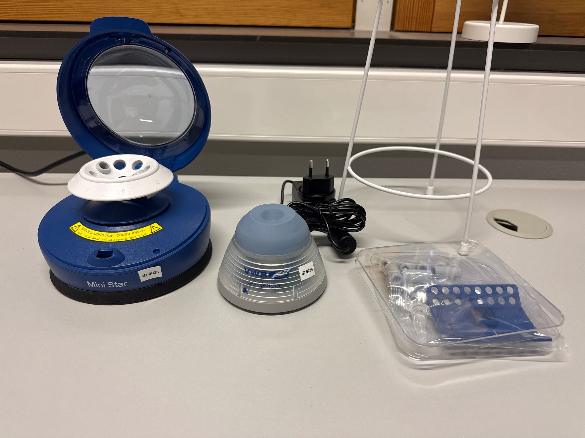 Image 1/9