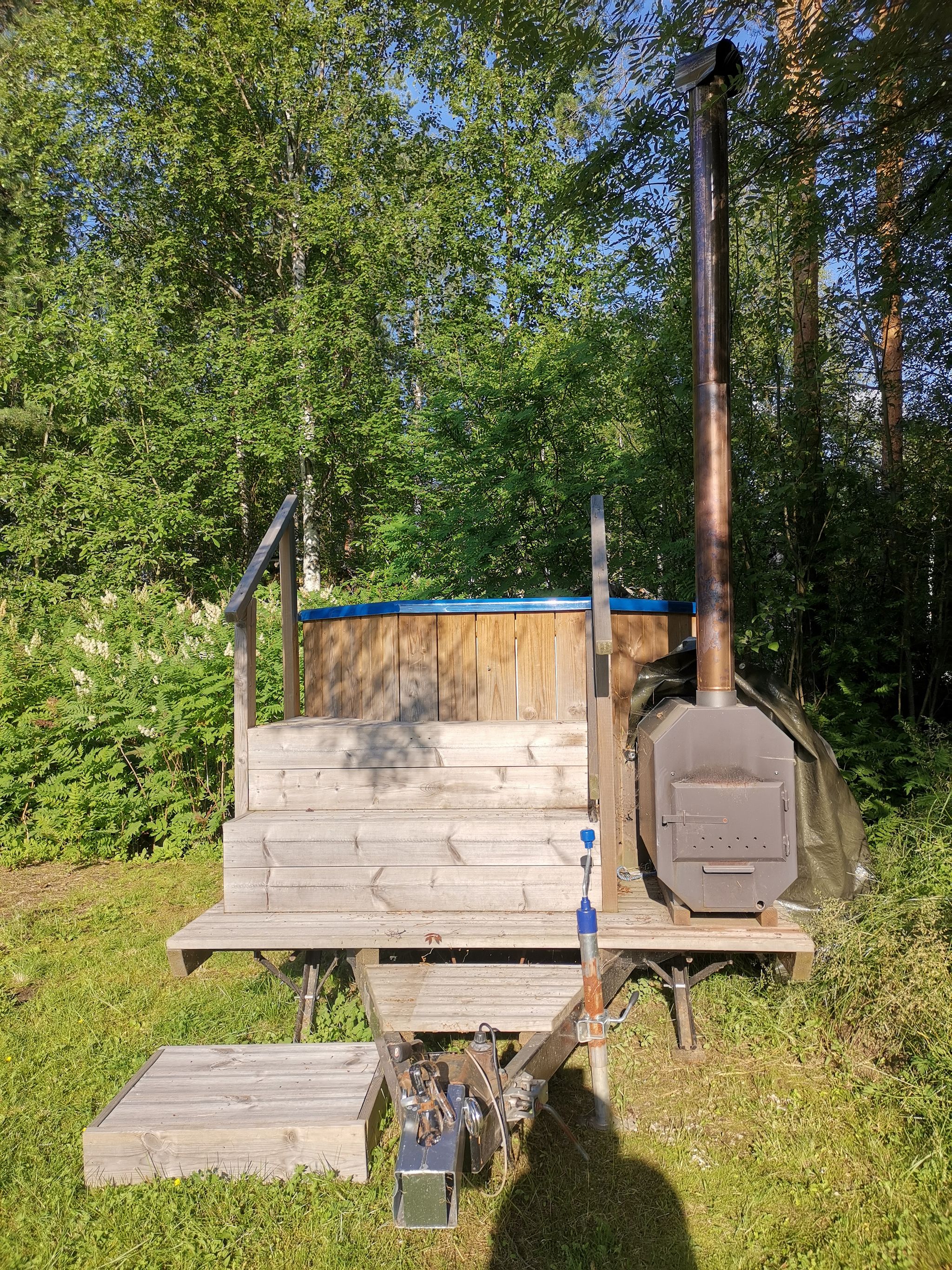 Image 2/6