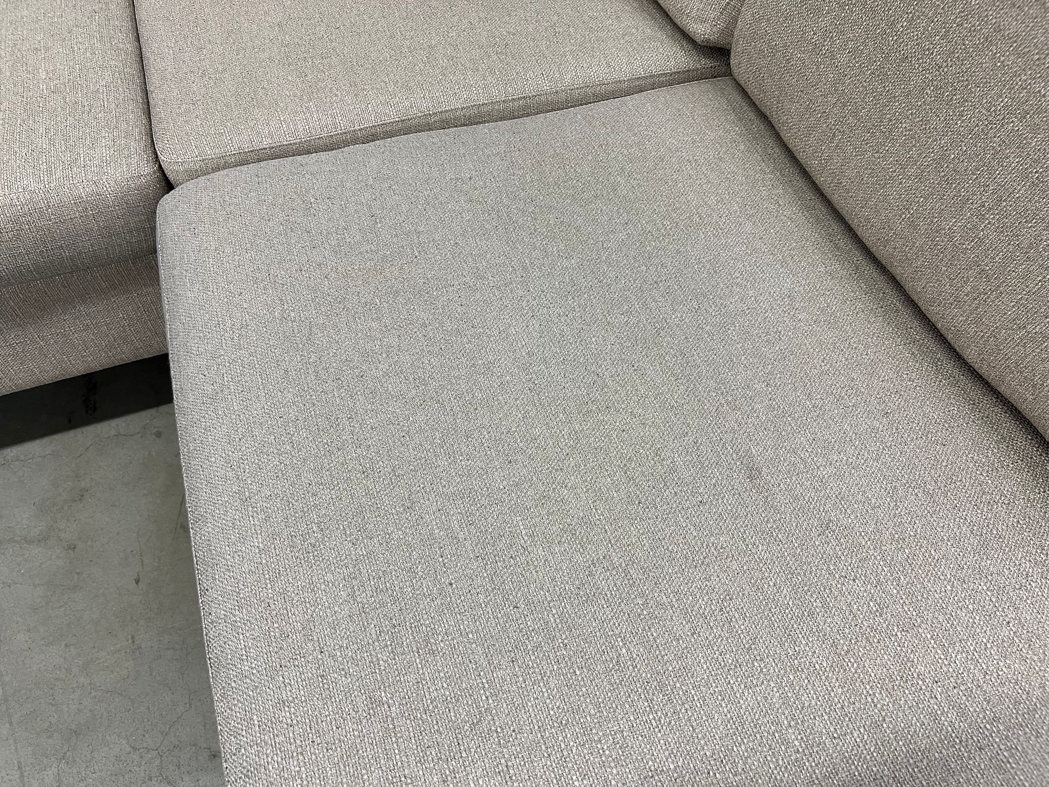 Image 7/9