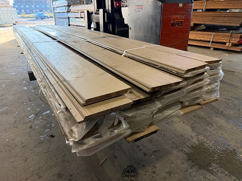 Image 6/6
