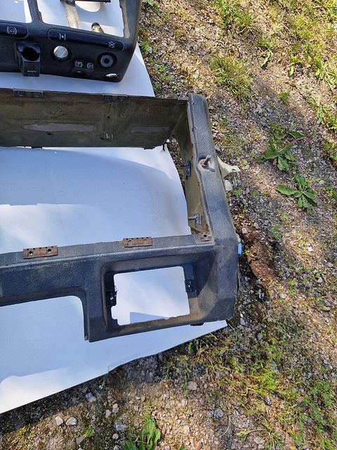 Image 4/22