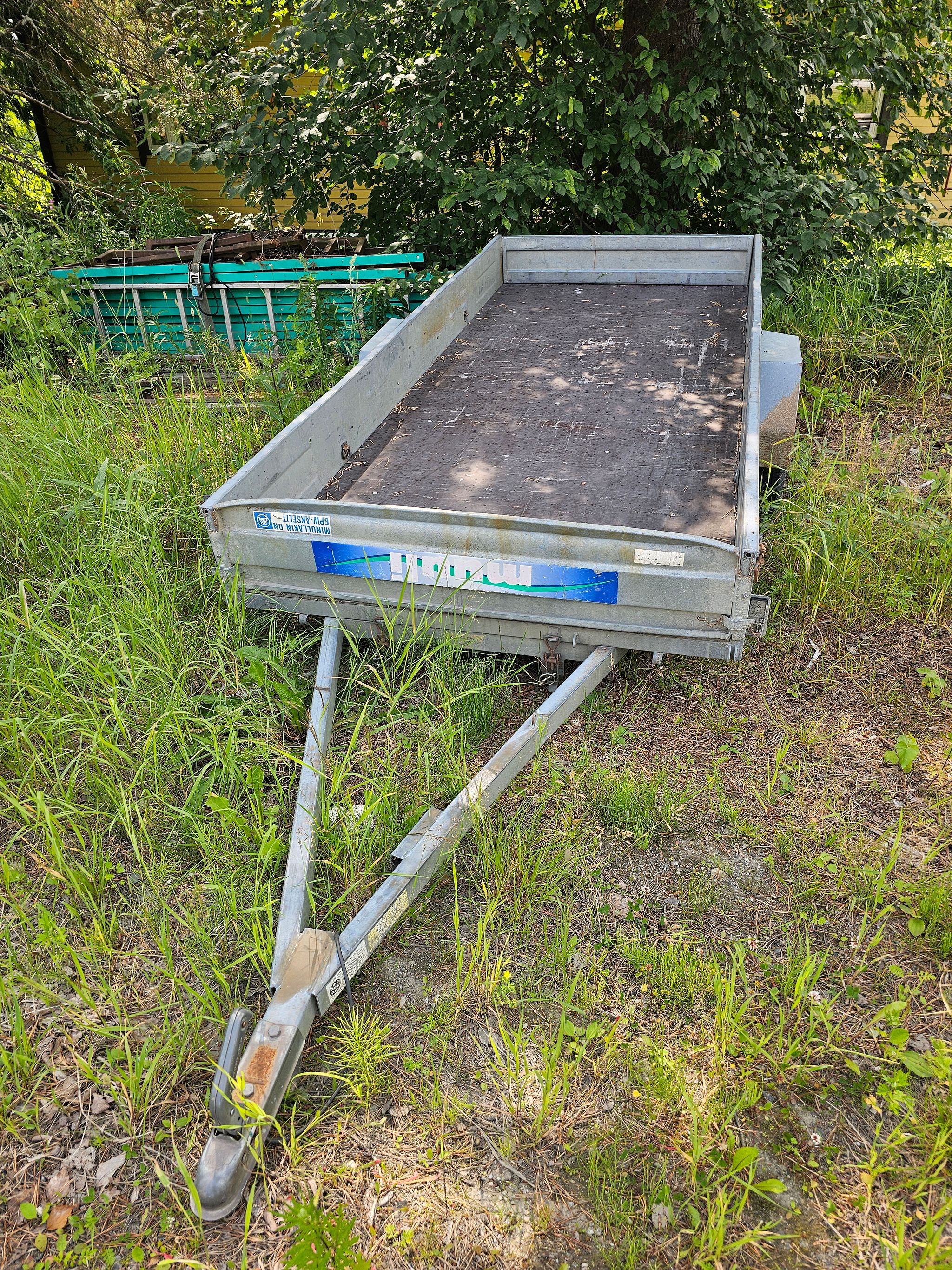 Image 3/12