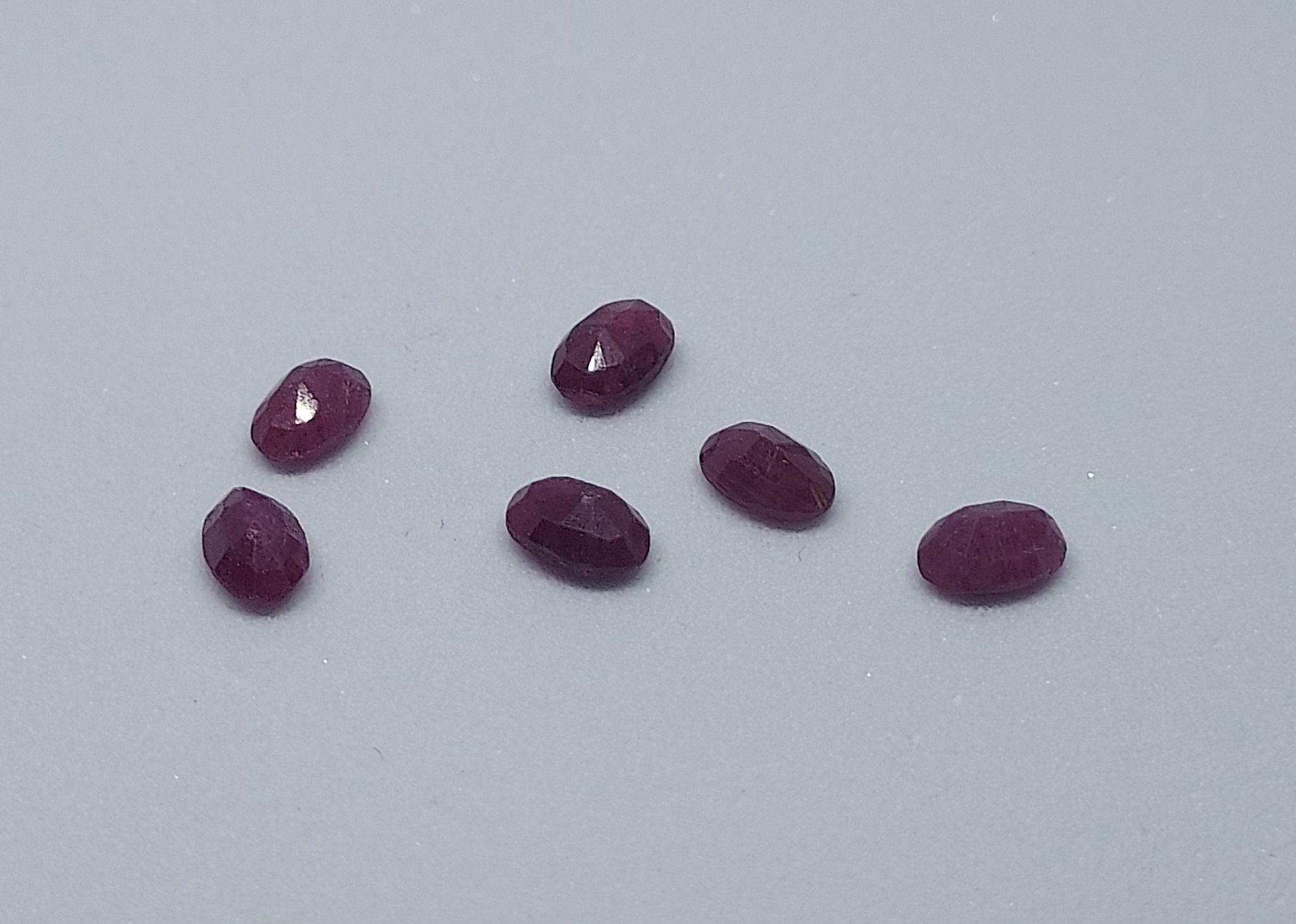 Image 2/5