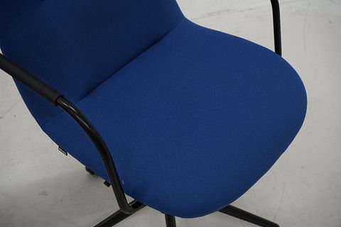 Image 7/10