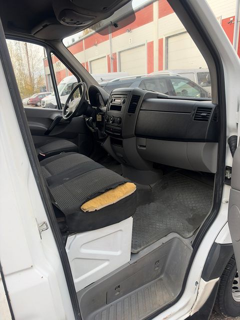 Image 17/29