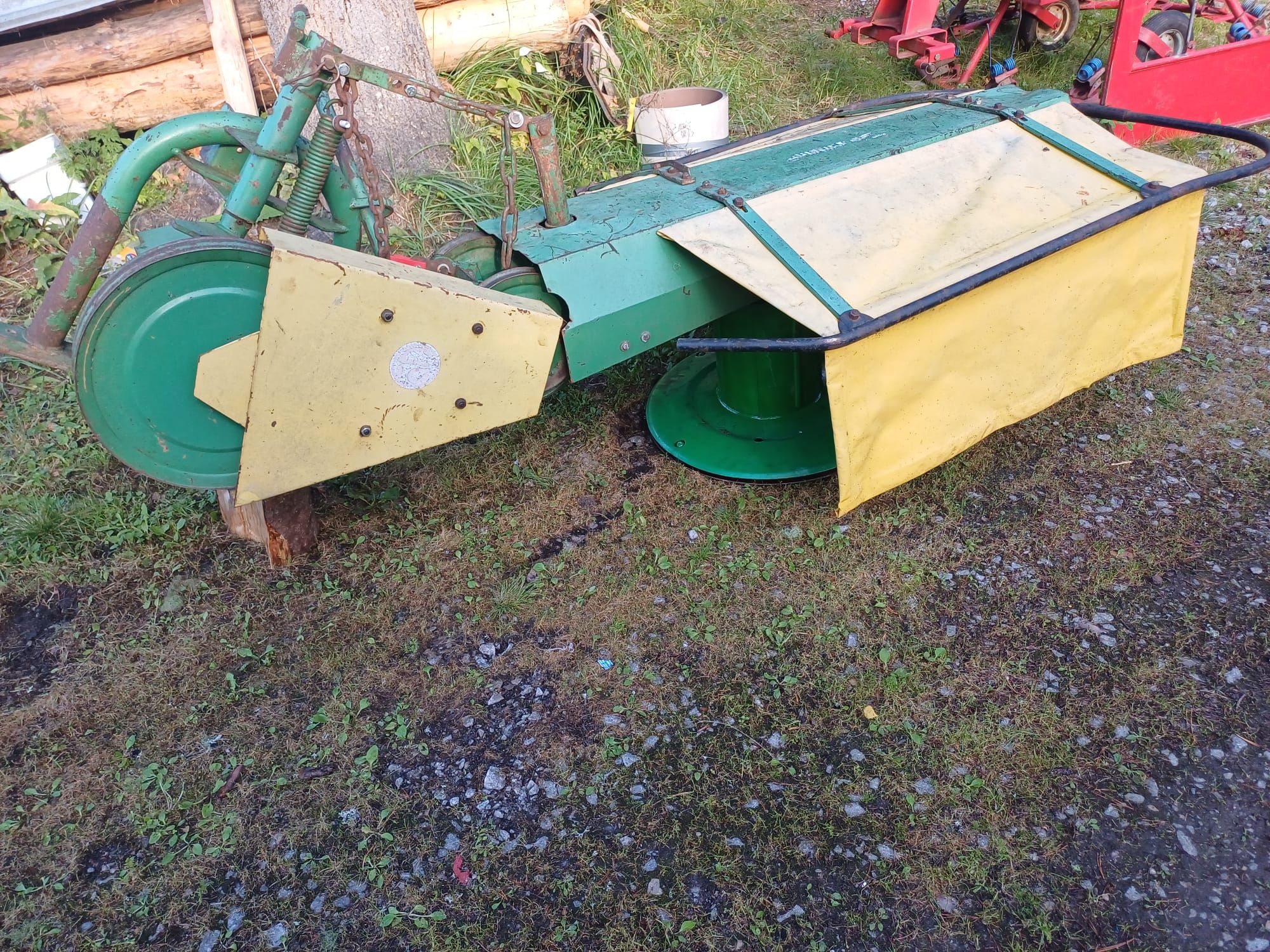 Image 1/4