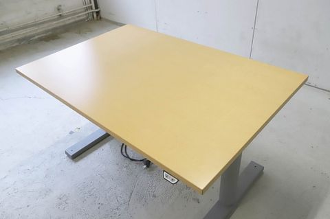 Image 3/6
