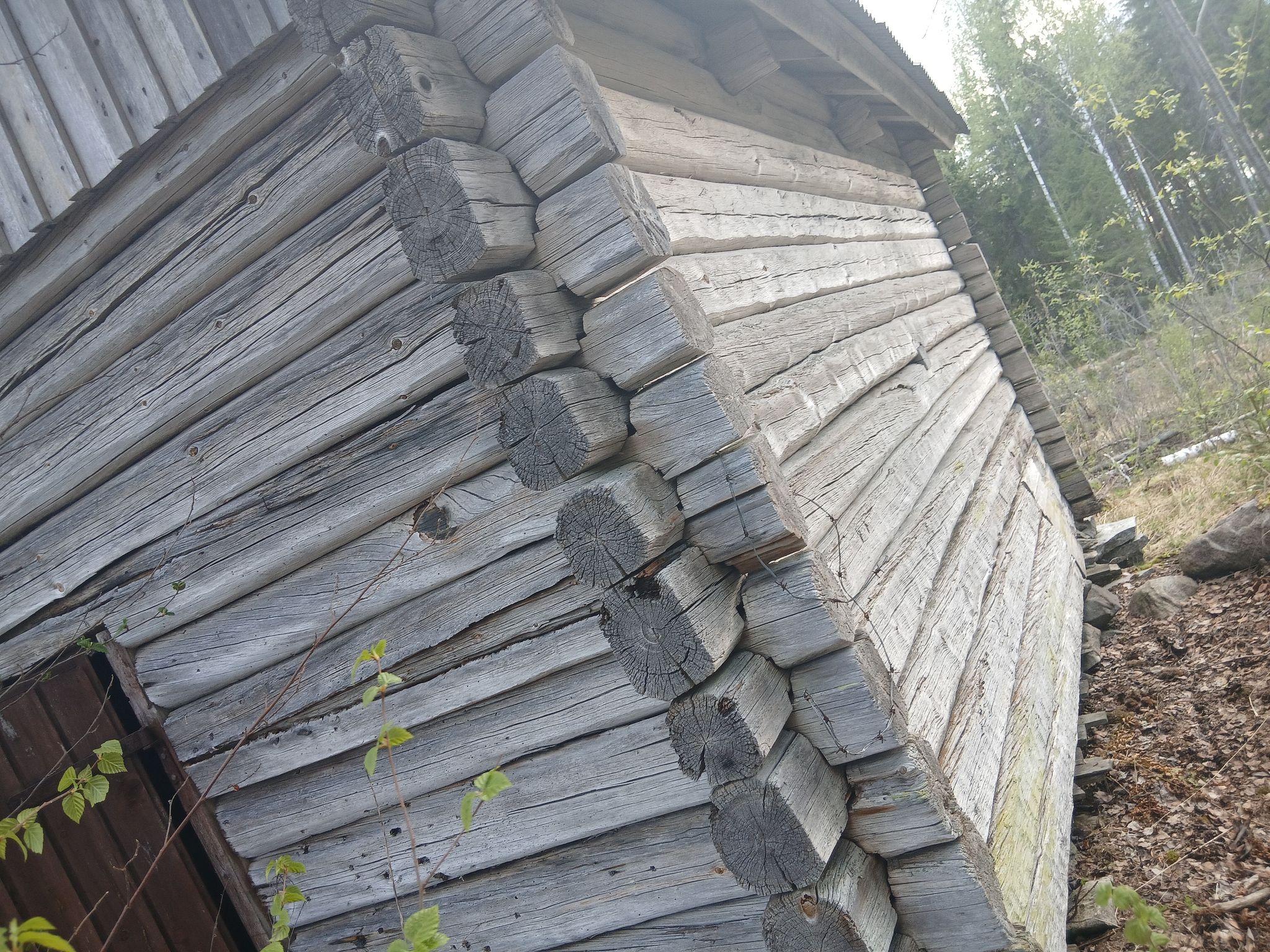 Image 2/6