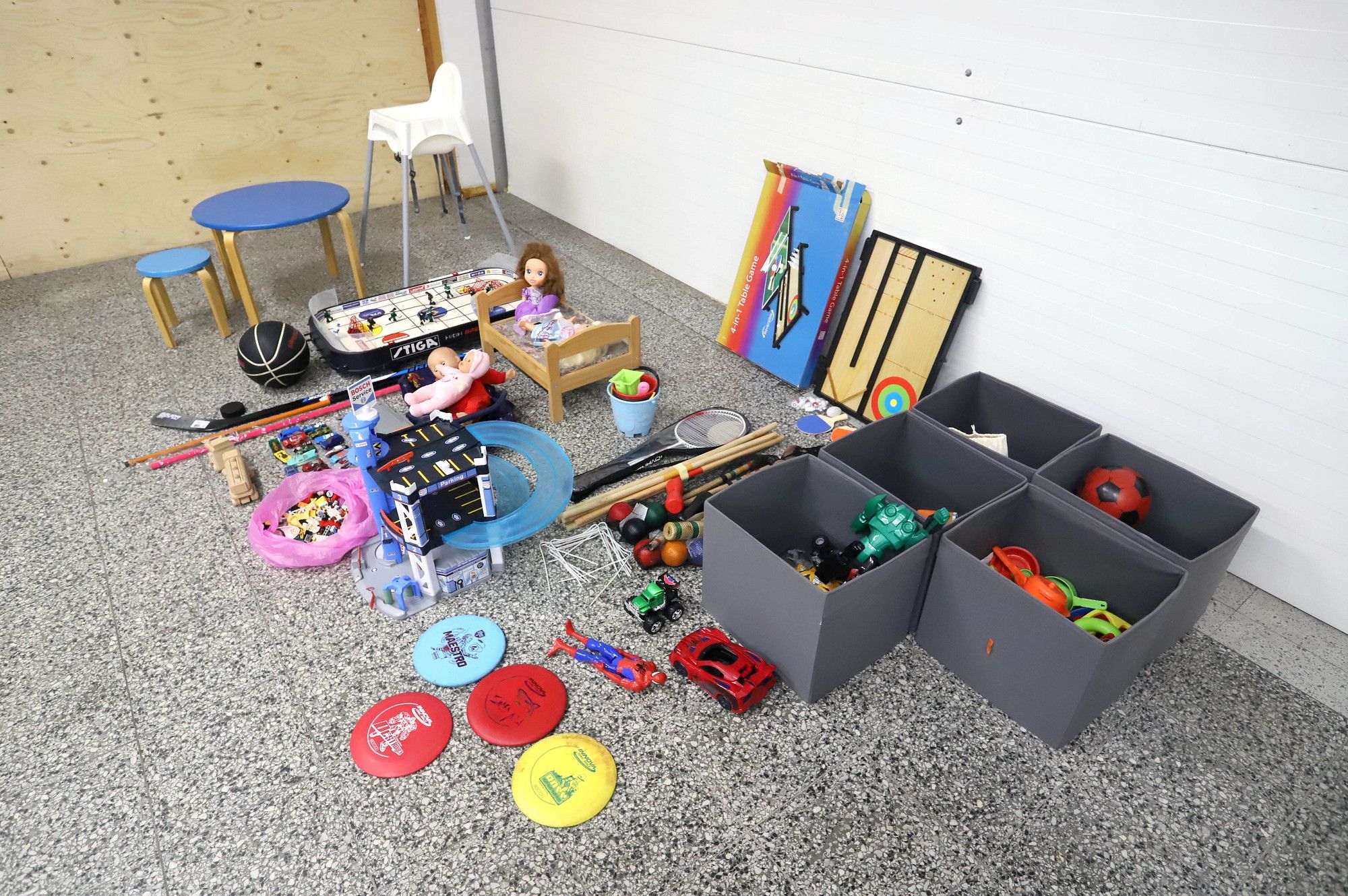 Image 1/36