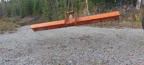 Image 2/7