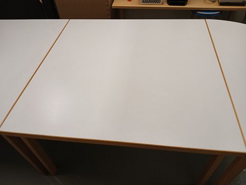 Image 3/6